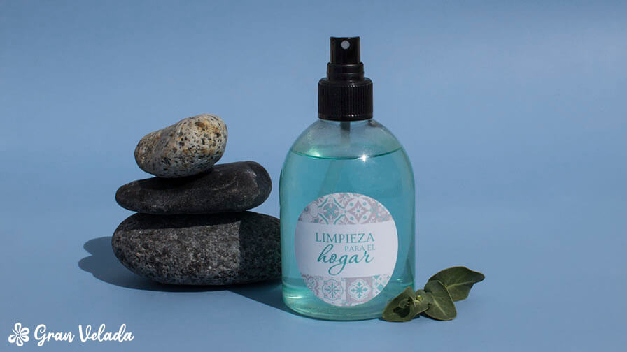 https ::www.granvelada.pt:atreva se a fazer seu proprio spray natural de limpeza para tapetes de ioga: