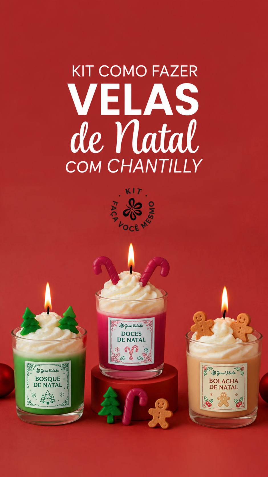 Apresentação vertical das velas de Natal com chantilly