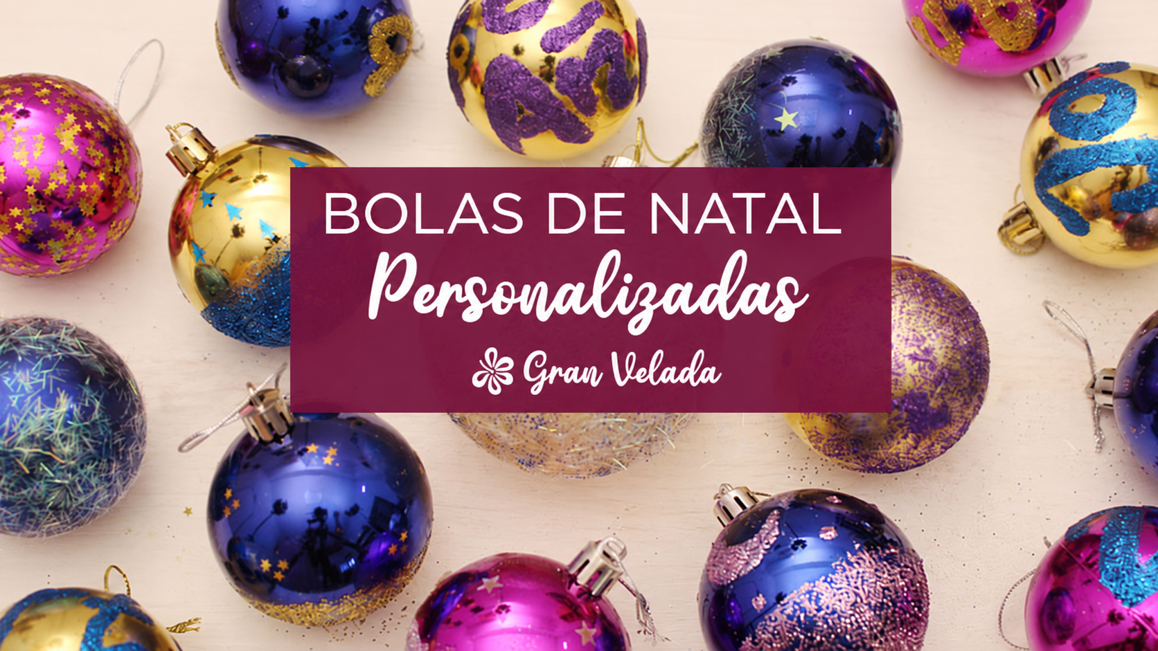 Bolas de Natal personalizadas com purpurina — Gran Velada