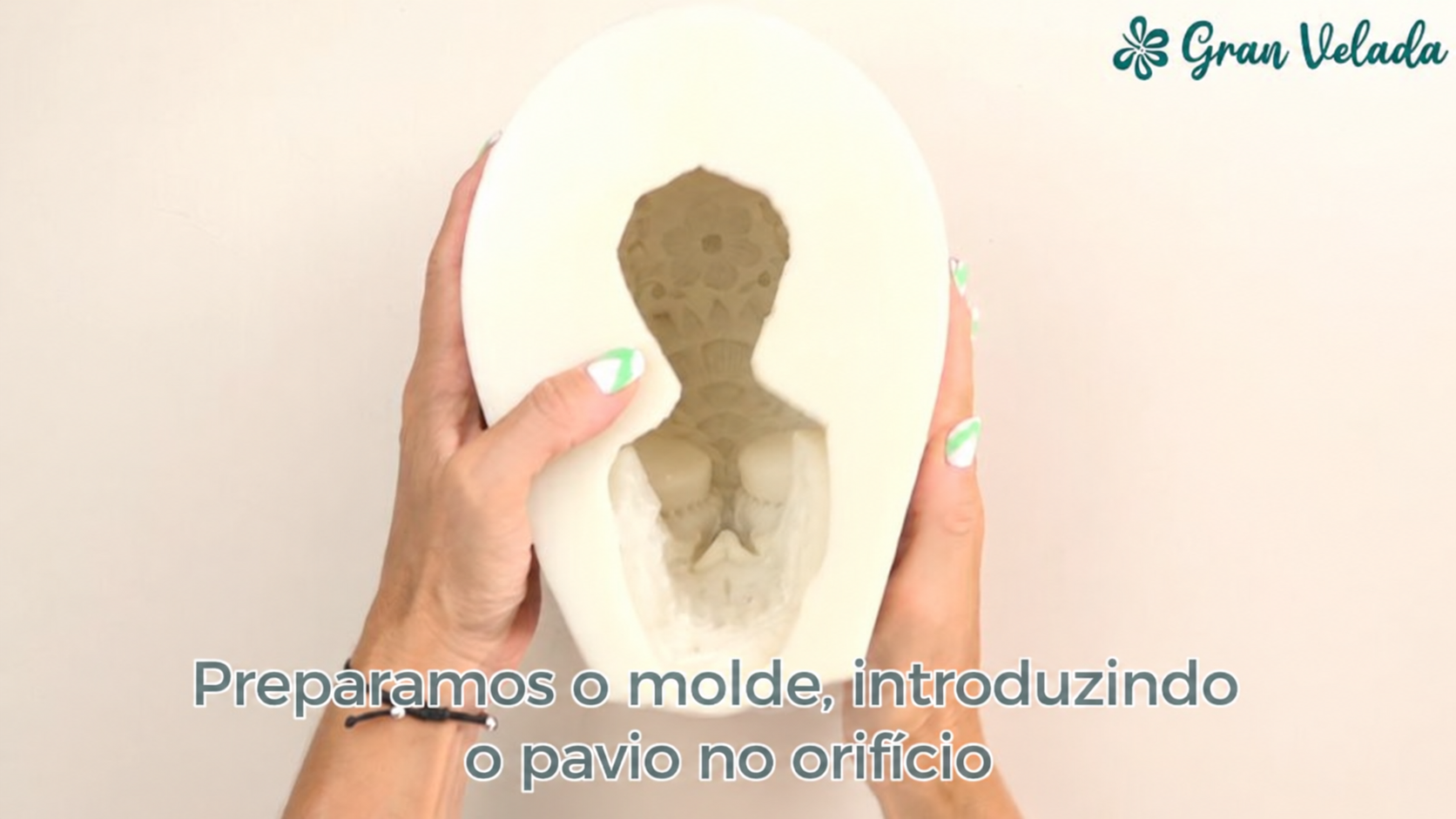 Coloca e centra o pavio — imagem 4