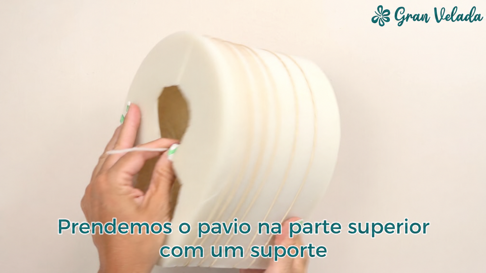 Coloca e centra o pavio — imagem 5